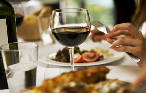 Restaurant food is not healthy by any standards. Eating Out 2